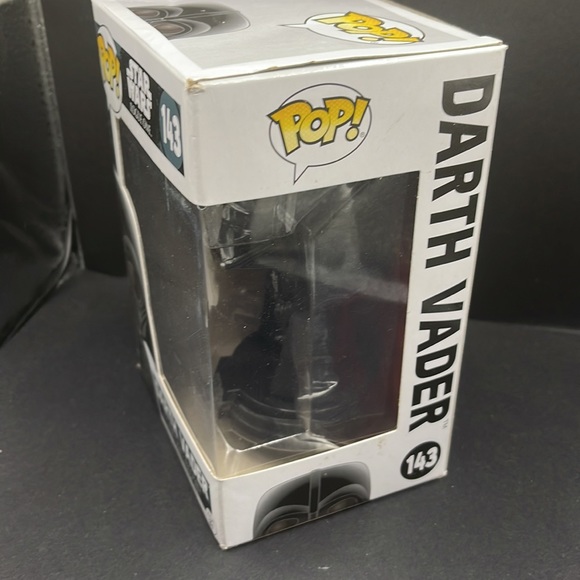 Funko POP! Star Wars Rogue One Darth Vader #143 Vinyl Figure - Picture 3 of 5